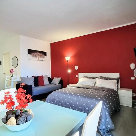 Stunning Studio With A Sea View And Pool, Paraiso Del Sur 1309 Адехе Екстериор снимка